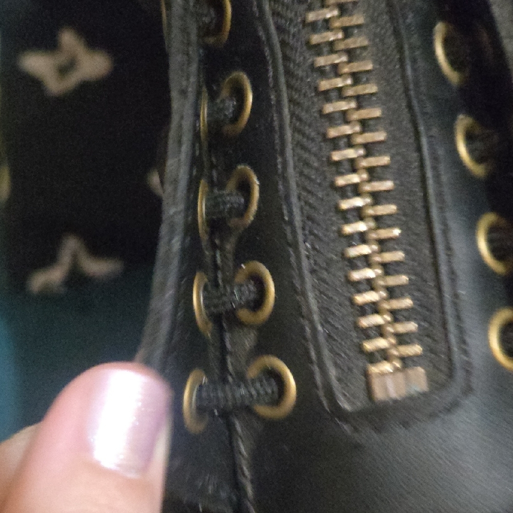 Sinclair Bloom Rare Dr. Martens - Picture 4 of 8